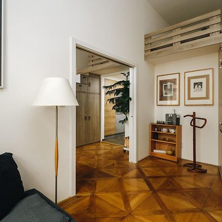 Cozy & Comfortable Apt Walking Anywhere You Want Sen 布拉格 外观 照片